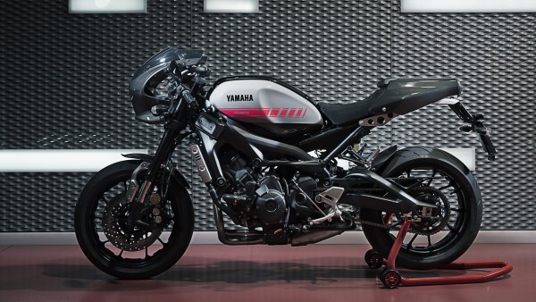 мотоцикл Yamaha XSR900 Abarth 2017 обои HD