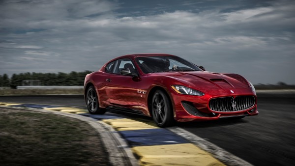 2017 Maserati GranTurismo GT Sport Special Edition обои красного автомобиля