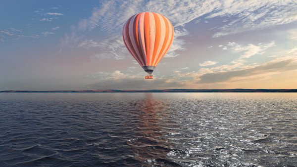 Воздушный шар над озером обои HD