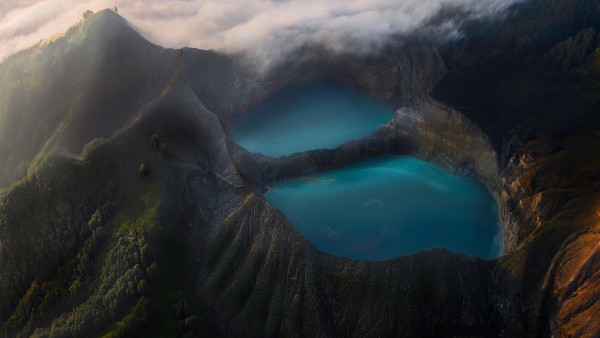 Вулканическое озеро обои