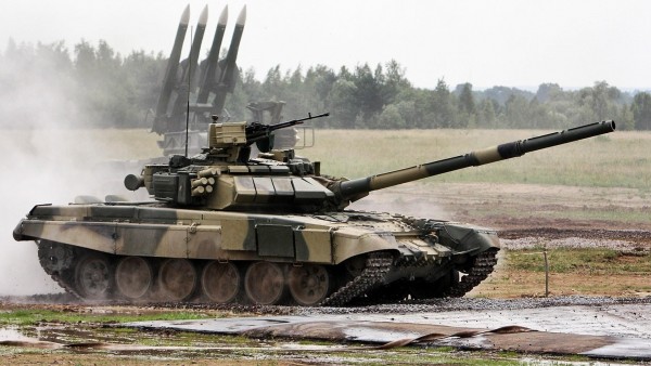 Русский танк T-90