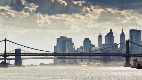 Нью-Йорк Манхэттенский мост Облака картинки