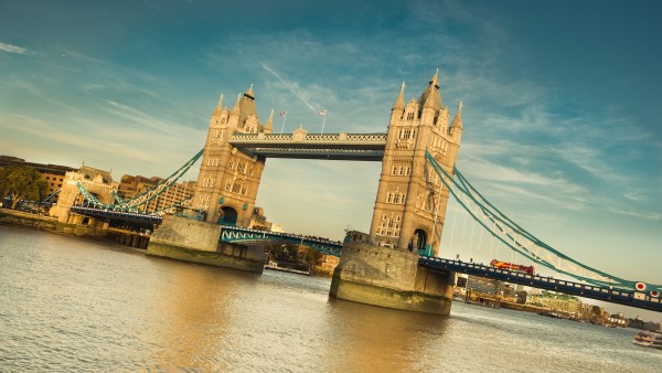 Фото моста в Лондоне скачать