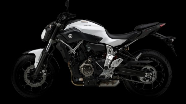 2015 Yamaha FZ 07 Мотоцикл высокого разрешения фото