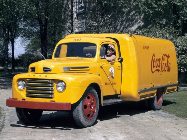 1948 Ford Retro Semi Tractor Coca Cola