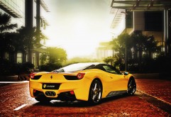 Шикарный желтый Ferrari