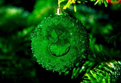 Зеленый рождественский шарик обои для рабочего стола