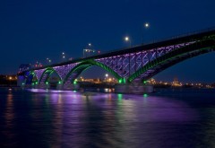 Мост, городские огни, ночь